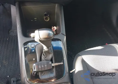 2018 Kia Forte Lx z USA, uszkodzony, nr VIN 3KPFK4A78JE168548